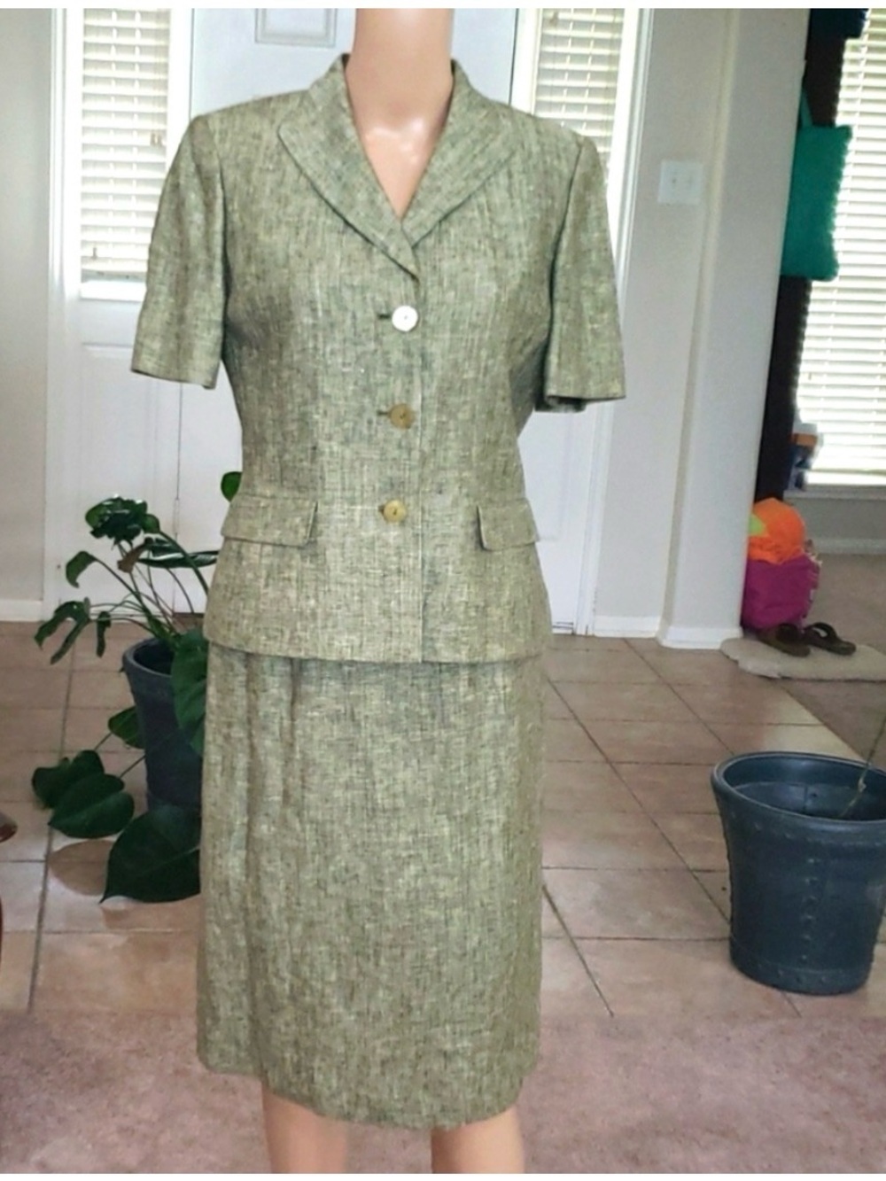 Kasper 4 100% linen skirt set fully lined elegant stunning